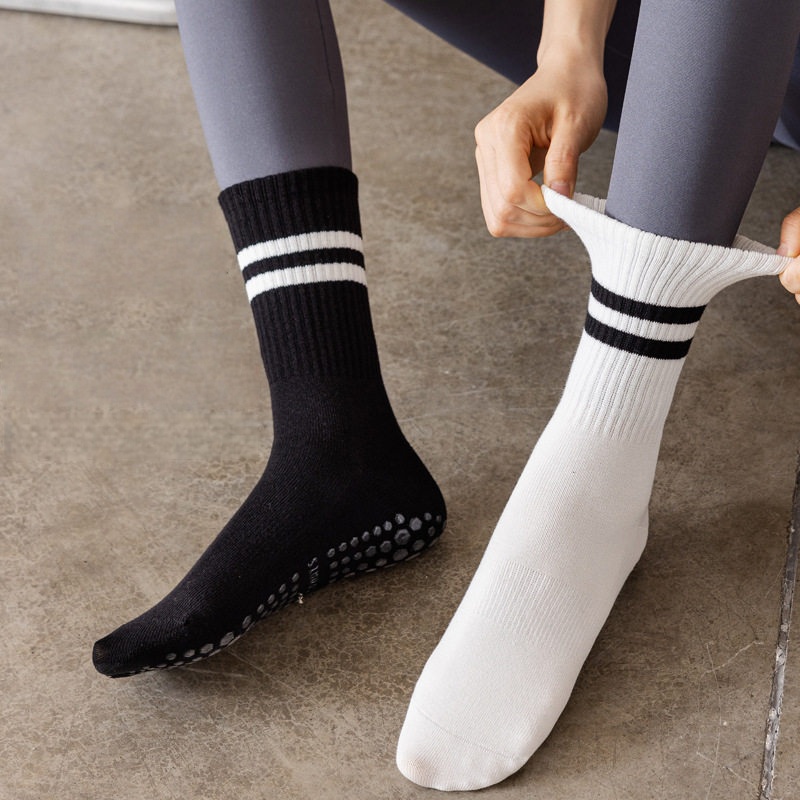 Women Non Slip Yoga Socks, Gri - Yoga Fitness Outfit のレビューと価格
