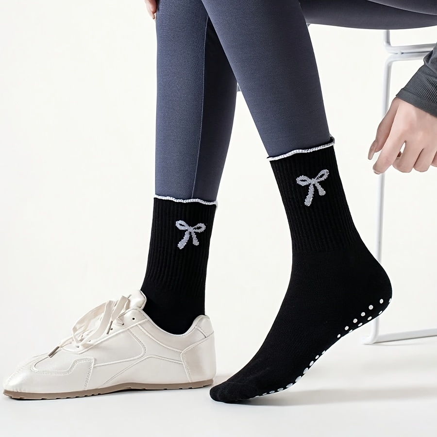 Black long tube sports socks w - Yoga Fitness Youtube のレビューと価格