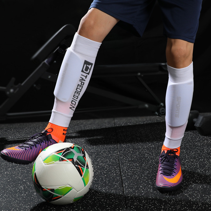 Sports Performance Football Le - Knee Sleeve Compression のレビューと価格